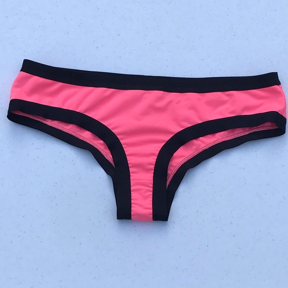 👙 🆕 Undrest Swimsuit Bottoms Size 3 - Picture 1 of 5
